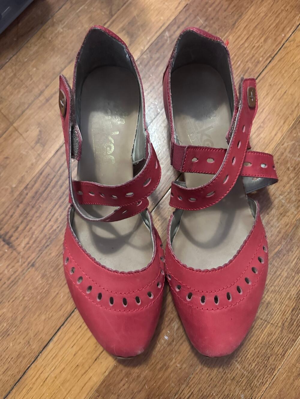 Mirjam 53 Red Leather Shoe | Rieker | Size 38 / US 7.5
